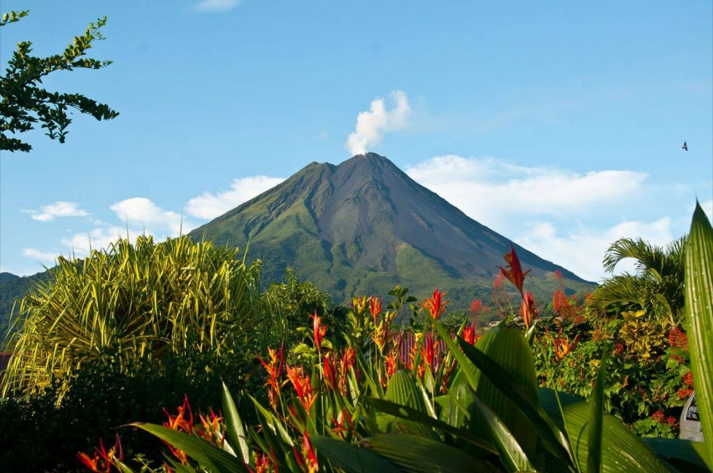 ARENAL VOLCANO TOUR