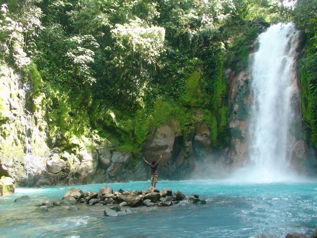 RÍO CELESTE HIKING TOUR