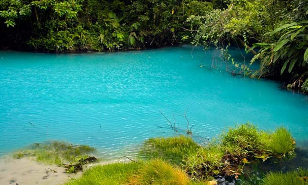 RÍO CELESTE HIKING TOUR