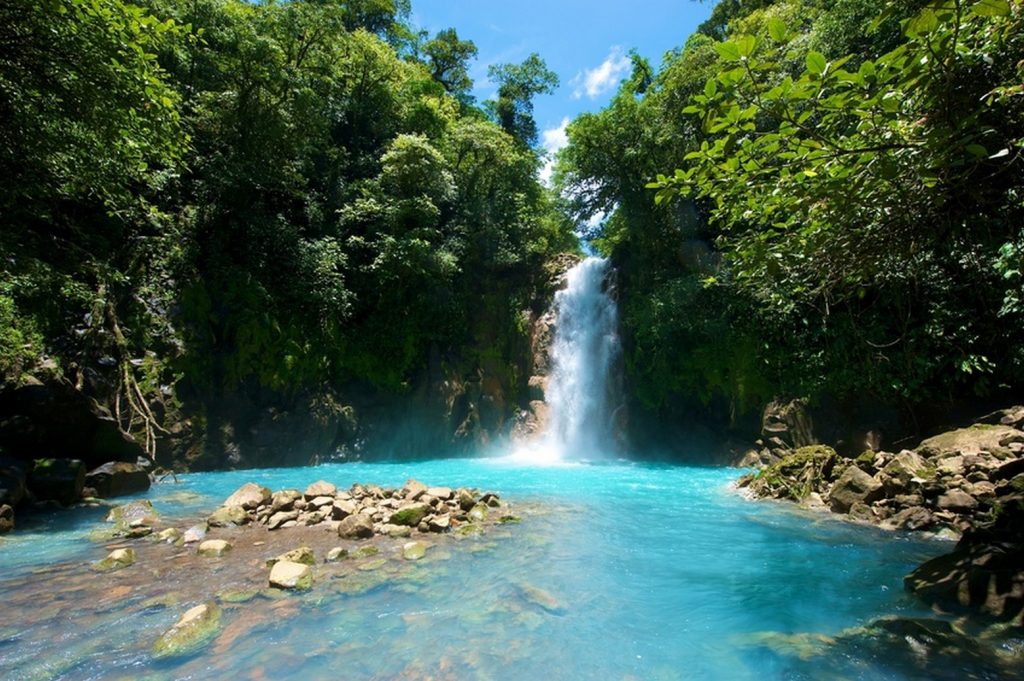 RÍO CELESTE HIKING TOUR